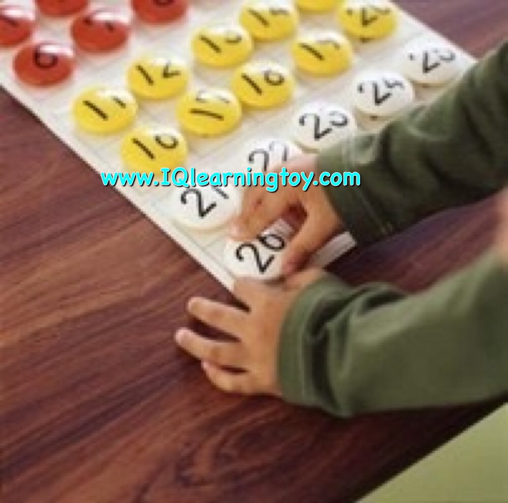 Kumon-กระดาน 30 ช่อง จากญี่ปุ่น (สำหรับเด็กเล็ก) สร้างลูกให้เป็นอัจฉริยะทางคณิตศาสตร์ด้วยวิธีง่ายๆค่ะแถมคู่มือ วิธีเล่นภาษาไทย ส่งฟรีค่ะ