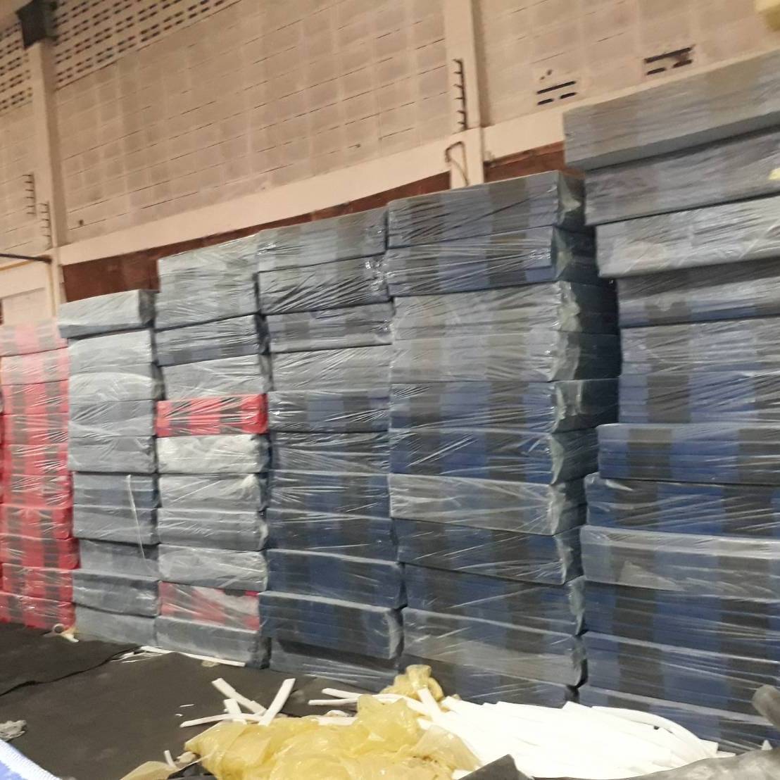 เบาะยิมนาสติกวัสดุ epe foam ขนาด100x200cm หนา4cm