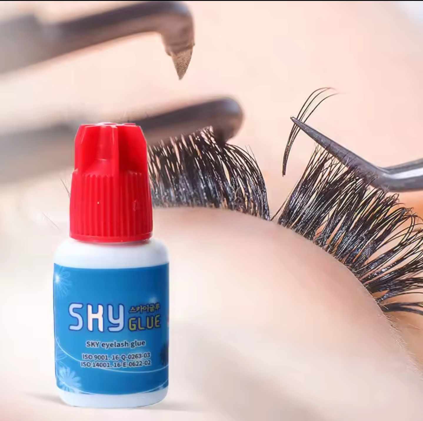 กาวต่อขนตา SKY ฝาแดง กาวต่อขนตาจากเกาหลี SKY Glue ของแท้