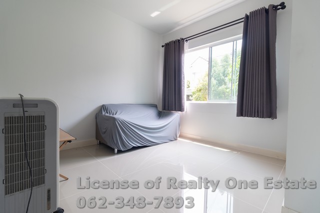 ขายบ้านแฝดใหม่! เดอะวิลเลจ แจ้งวัฒนะ-ติวานนท์ อารียา 39.8 ตร.วา บ้านเปล่า ไม่เคยเข้าอยู่