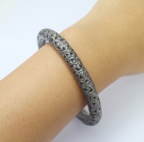 SI0083 กำไลเงินฉลุลลาย 2 อัน(1คู่) นน.รวม 31.7 กรัม งานเก่าสวย