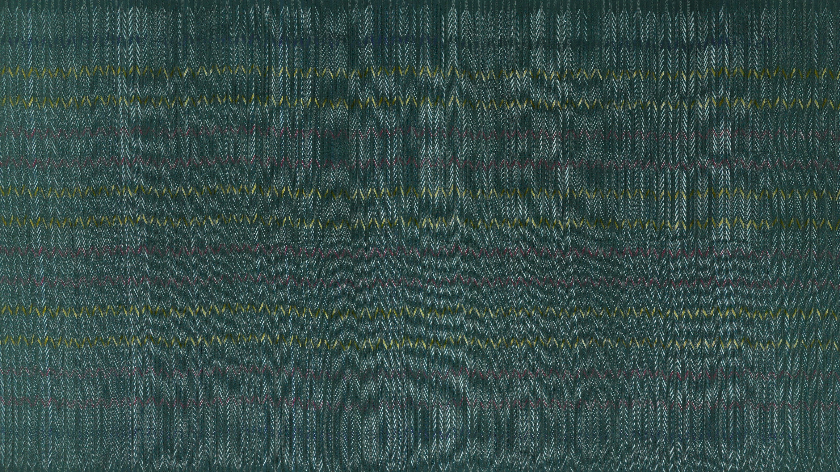 ซิ่น ผ้าไหมมัดหมี่ 3ตะกอ ไหมบ้าน ลายโฮล ขนาด1x2เมตร พื้นสีเขียว รหัส R1A-ME-66-0331683