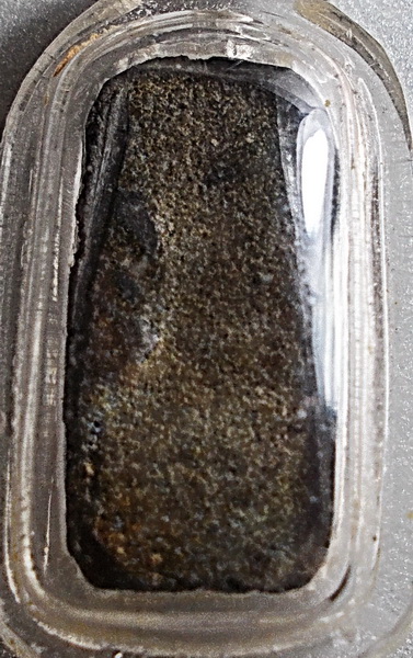 พระแผงตัดเดี่ยว ชินเงิน กรุวัดราชบูรณะ จ.อยุธยา ในเลี่ยมเดิมพร้อมบูชา