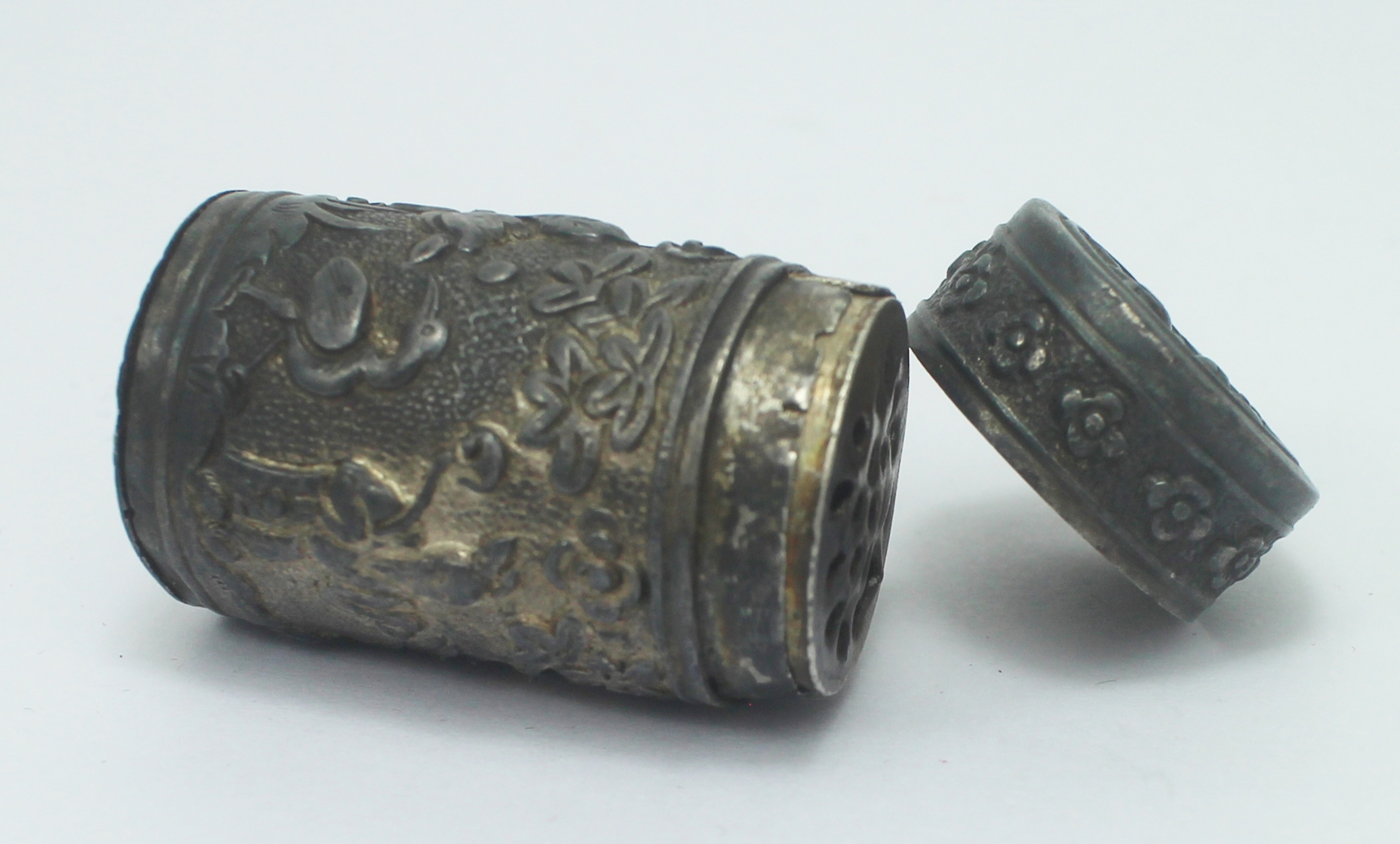 SI103 กระปุกยาดมเงินดุลลาย เงินแท้ นน.15.9 กรัม งานเก่าเก็บค่ะ