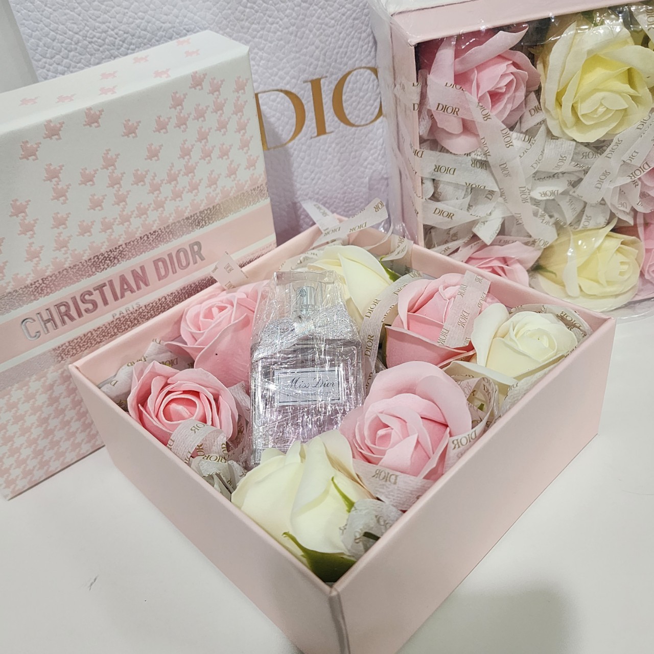 น้ำหอมแท้ Christian Dior Miss Dior Blooming Bouquet 30ml Box Set Rose กล่อง limited • ดอกกุหลาบ • ถุง dior น่ารักเกินเบอร์