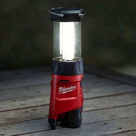 Milwaukee M12 LL-0 โคมไฟตะเกียง LED ไร้สาย 12 โวลท์ พร้อมที่ชาร์จ USB มิลวอคกี้ เครื่องเปล่า