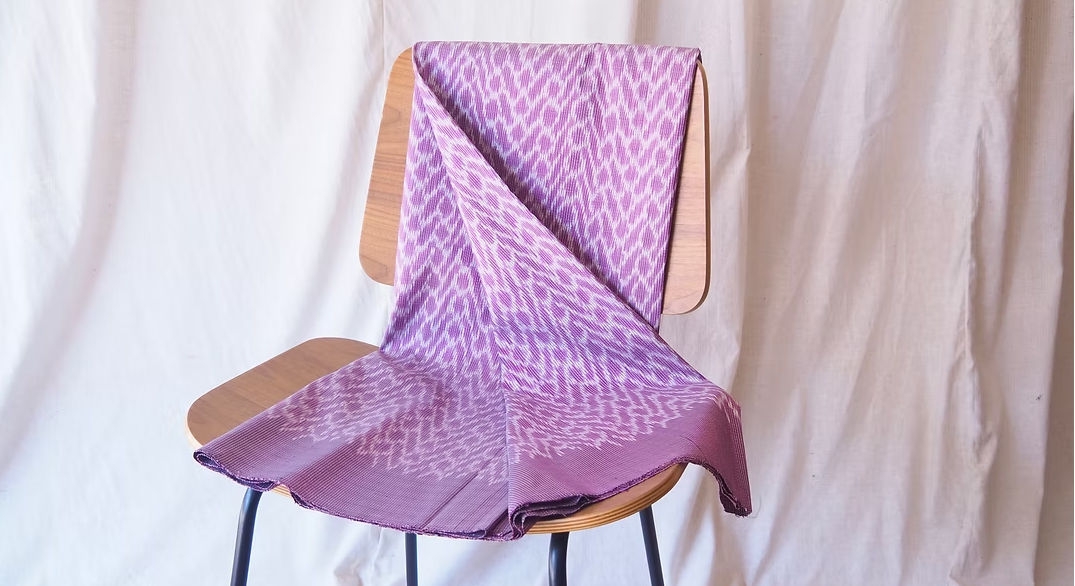 ซิ่น ผ้าไหมมัดหมี่ ไหมบ้าน ขนาด 1x2หลา พื้นสีม่วงชมพู รหัส CISP-CT-0612687