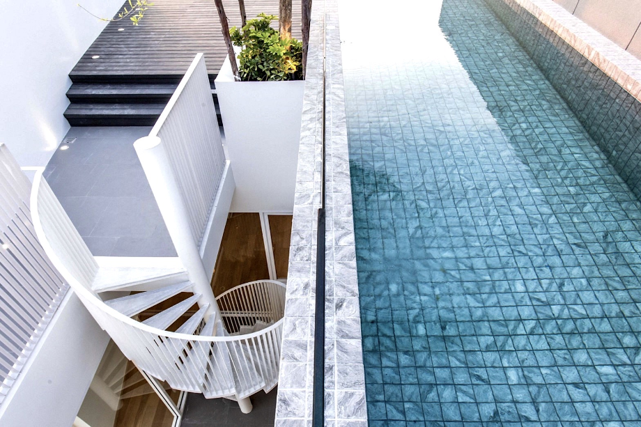 SOLD OUT🏡 ขายบ้านโฮมออฟฟิศพร้อมพลูวิลล่า Home Office pool villa 6 ชั้น D8 residence เลียบทางด่วนรามอินทราเอกมัย