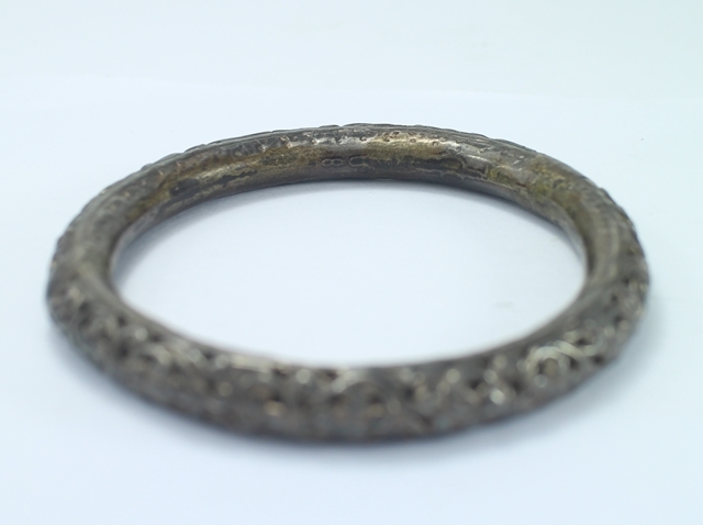 SI0083 กำไลเงินฉลุลลาย 2 อัน(1คู่) นน.รวม 31.7 กรัม งานเก่าสวย