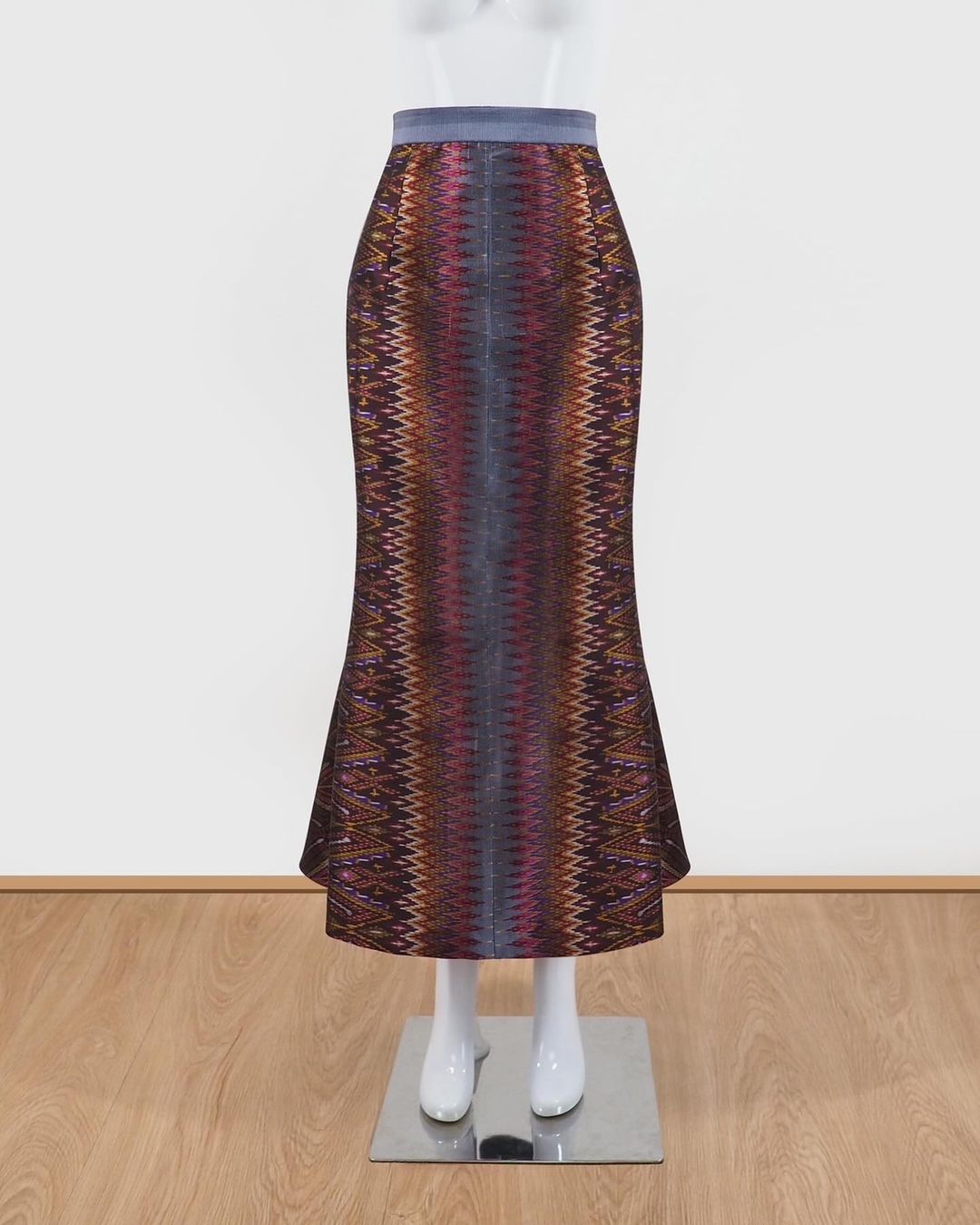 สั่งตัดเย็บกระโปรงผ้าไหม (ไม่รวมผ้า) รหัส CUT-51-121266