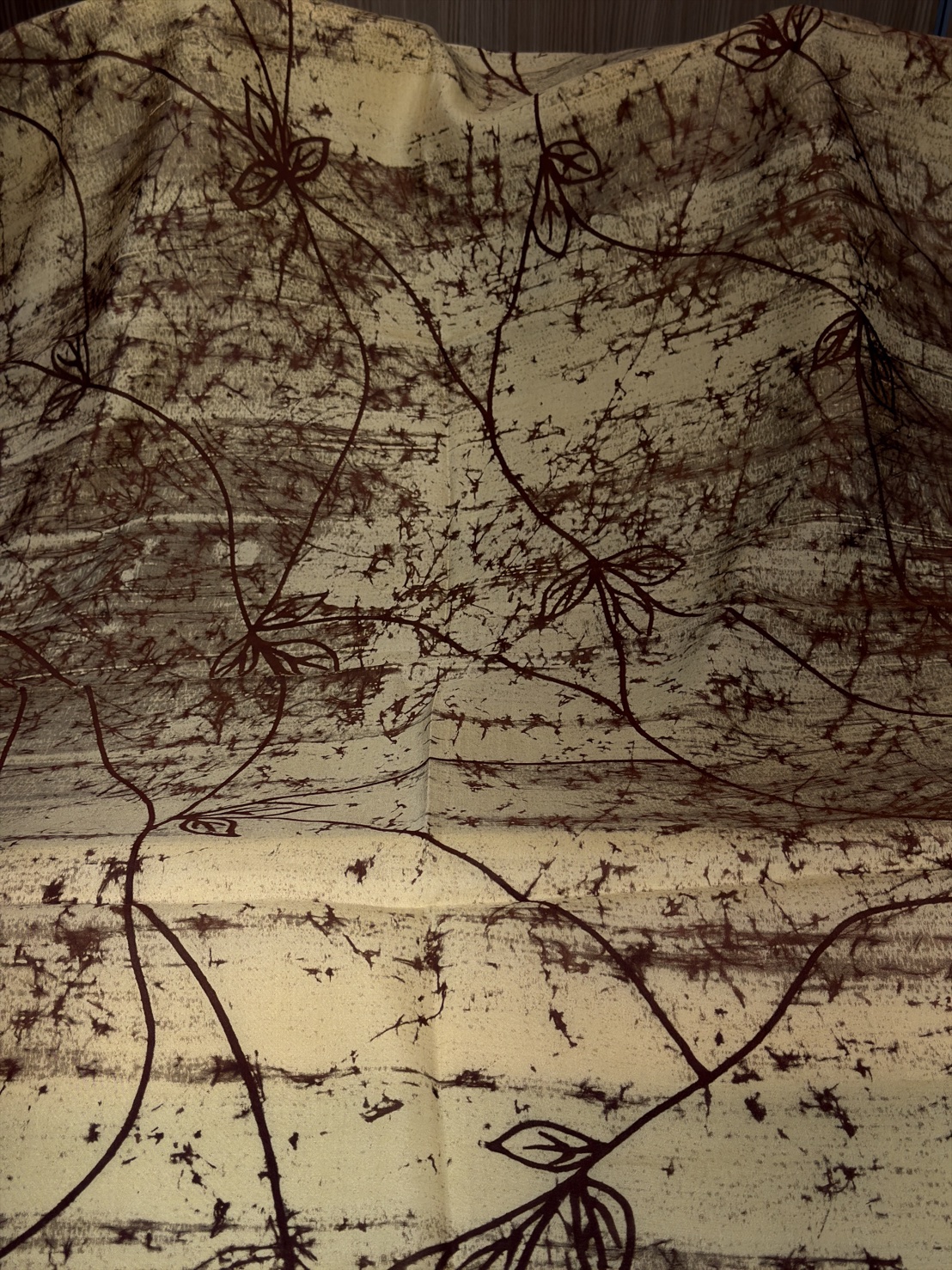 ผ้าไหมทอมือบาติก สีน้ำตาลทอง ราคาต่อเมตร รหัส A11-Kaya-120468