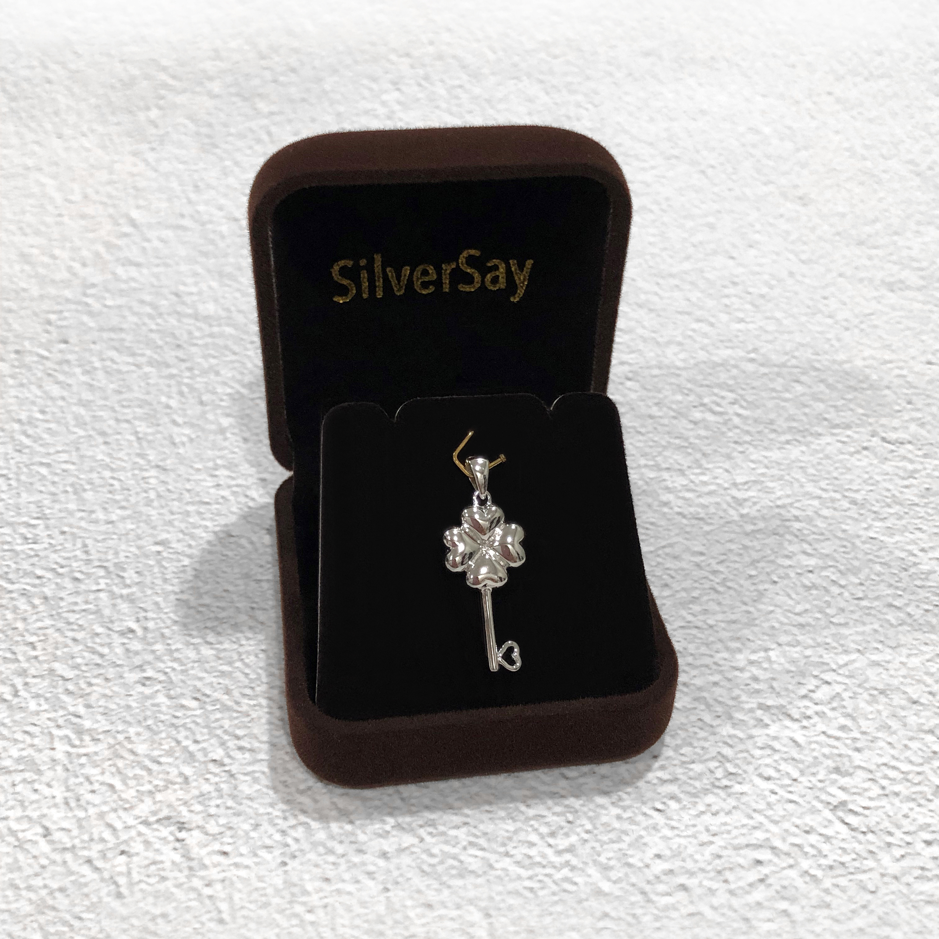 จี้กุญแจ ฝังเพชรสวิสสองด้าน/หน้า-หลัง/สีทองคำ22k