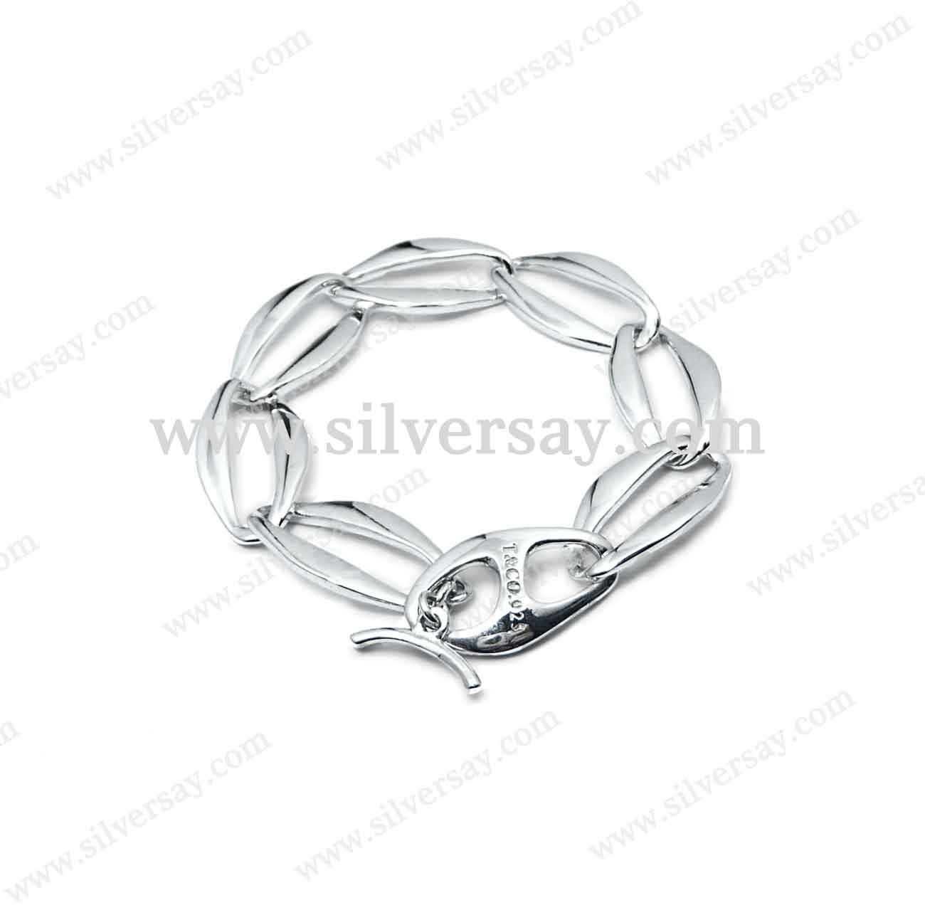 สร้อยข้อมือวงรีรอบวง T&co.