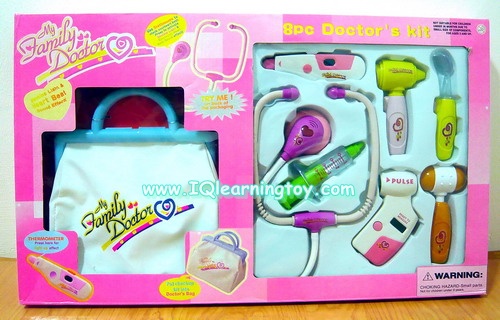Doctor s Kit 8 pcs. (Pink) ของเล่นชุดคุณหมอ มาพร้อมอุปกรณ์แสนสนุก 8 ชิ้น (สีชมพู) สร้างจินตนาการและแรงบันดาลใจแสนสนุกให้กับเด็กๆ ** จัดส่งฟรีค่ะ