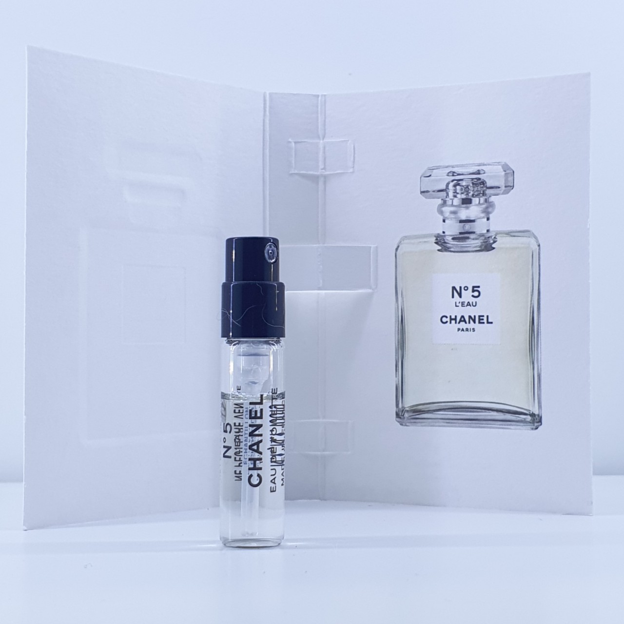 น้ำหอมไวออลหลอดทดลอง Chanel no 5 L'eau edt vial ขนาด 1.5ml Spray Sample Vial ขนาดทดลองแบบ VIAL
