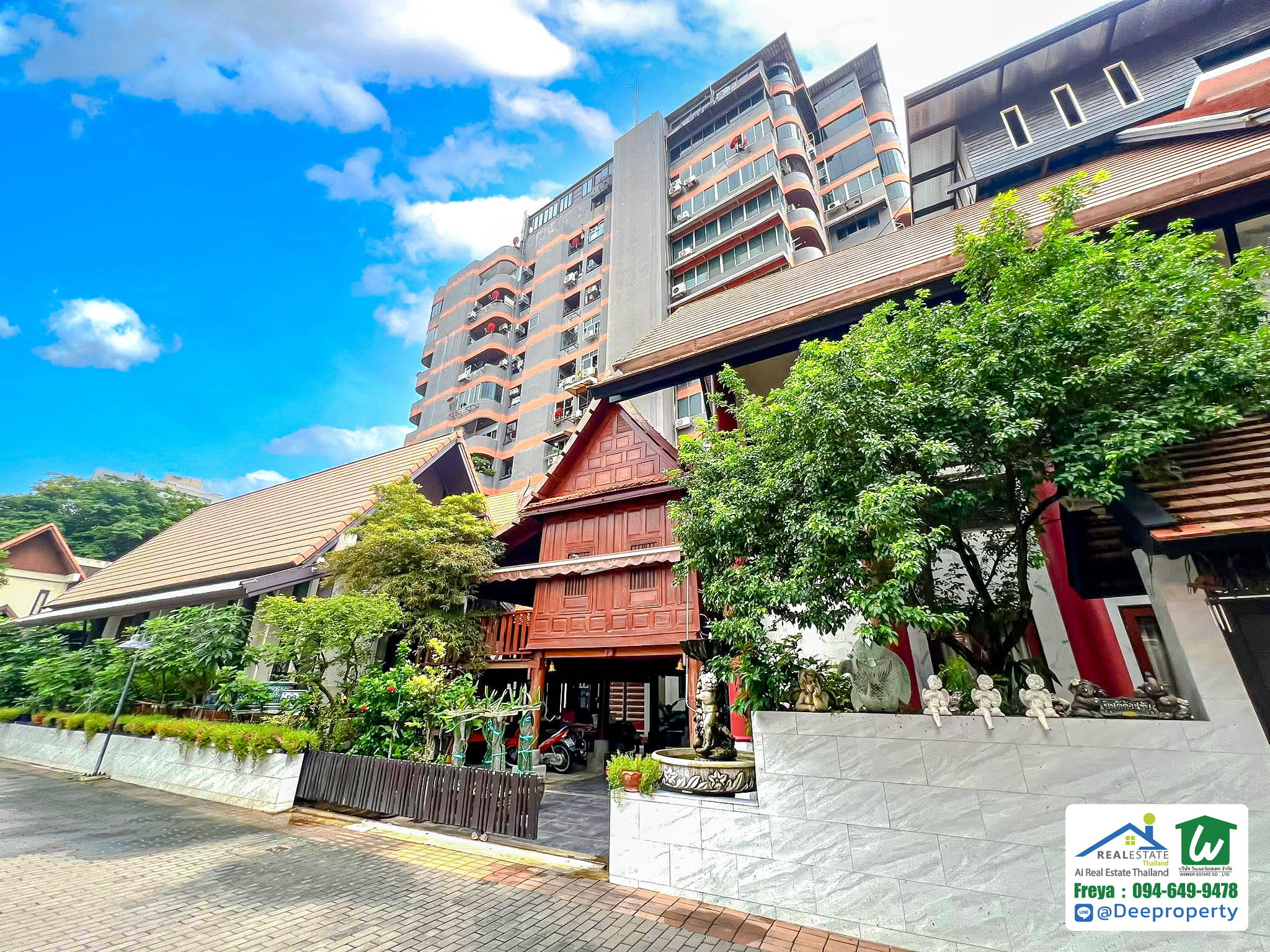 🏡บ้านเดี่ยวเรือนไทยประยุกต์ 3 หลัง ตกแต่งครบพร้อมอยู่ บนพื้นที่ดินรวม 185 ตรว. พหลโยธิน ซ.24 ใกล้ BTS และ ห้างดัง Central ลาดพร้าว, Major รัชโยธิน.