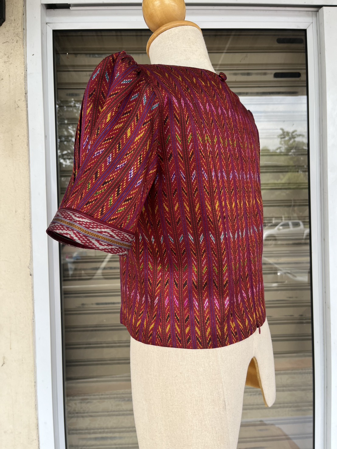 เสื้อสตรี ลายโฮล ไหมแท้ 100% | เลือกไซส์ รหัส WD-PTS-1009681