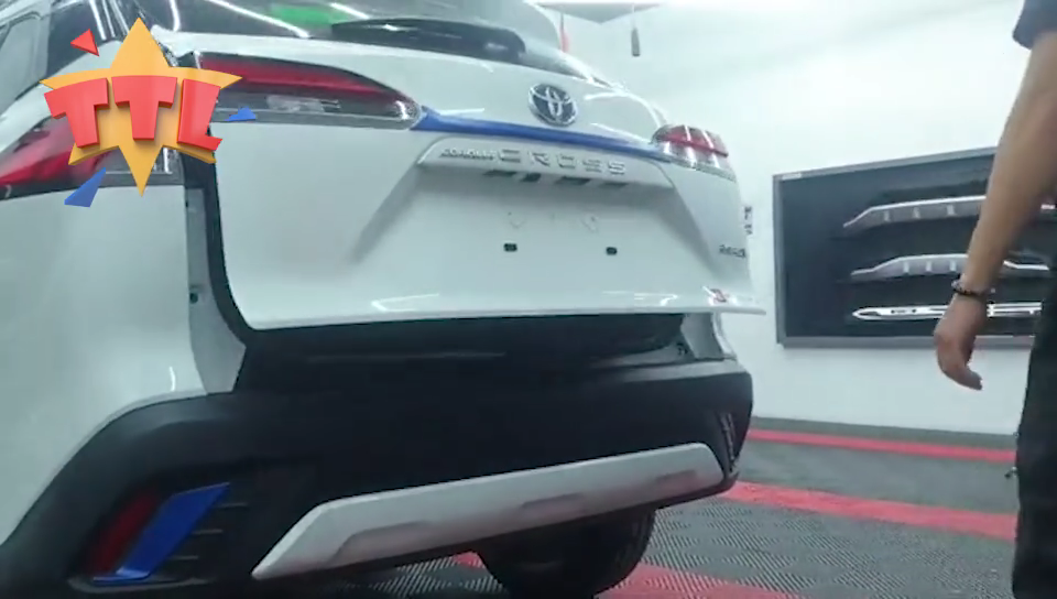 ฝาท้ายไฟฟ้า Toyota Cross 2019+