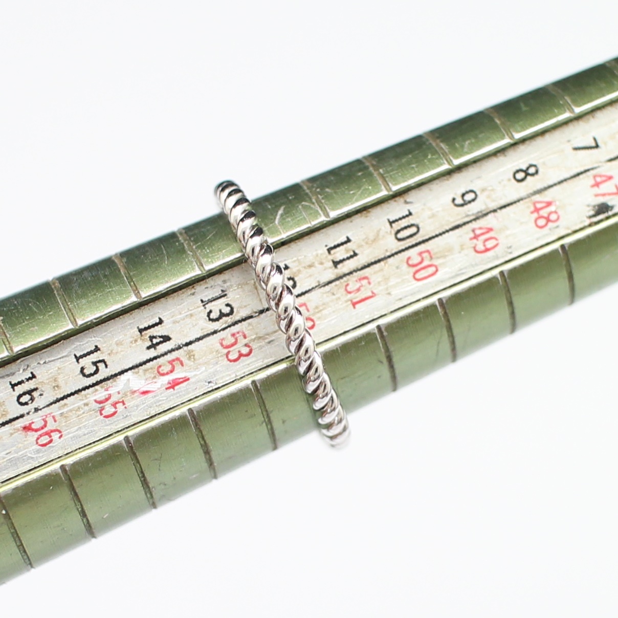 RG250207 แหวนเพชรหยดน้ำเม็ดเดี่ยว เพชรแท้ 0.30 กะรัต ทองแท้ 18k นน.รวม 2.1 กรัม ขนาดแหวน 52