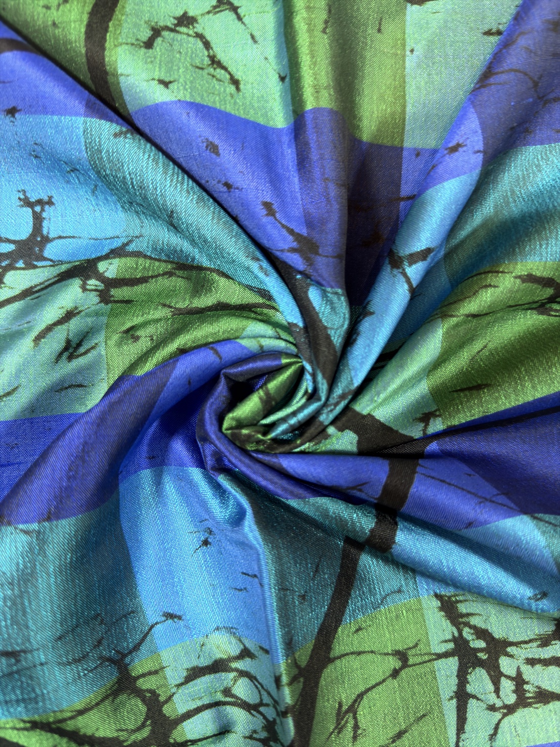 ผ้าไหมทอมือบาติก สีเขียวน้ำเงิน (ราคาต่อเมตร) รหัส A11-Kaya-1204683