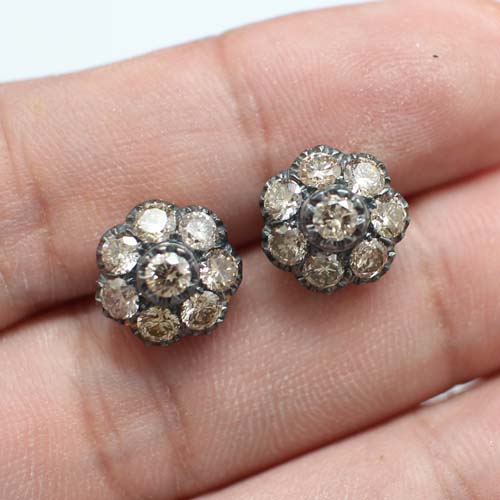 ER25069 ต่างหูเพชรกระจุก เพชรแท้ 16 เม็ด 1.80 กะรัต งานk2สี นน.รวม 4.3 กรัม เพชรไฟดี