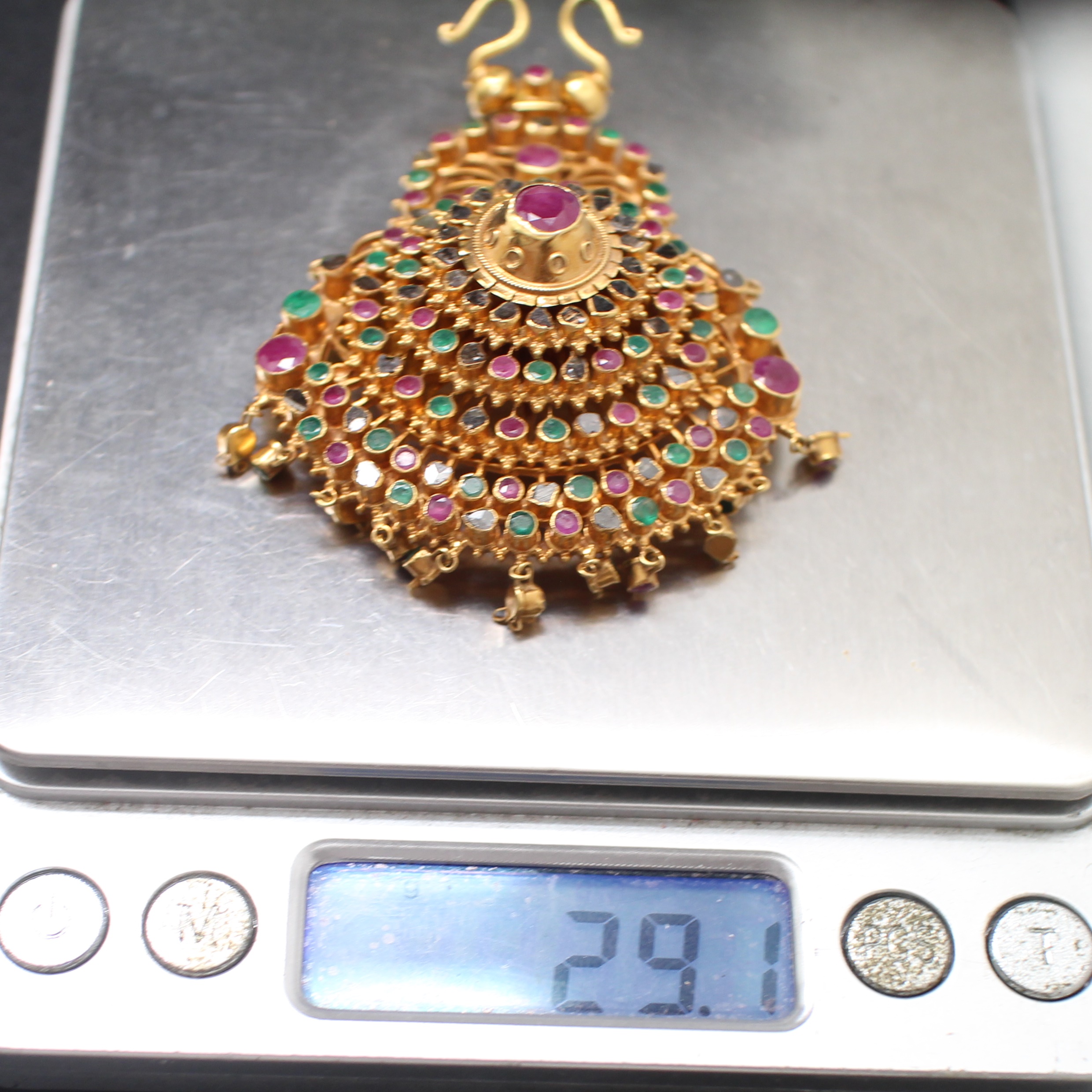 PD25082 จี้อุบะสามสีตุ้งติ้ง ทับทิม มรกต เพชรซีก ทองแท้ 90% นน.รวม 29.1 กรัม งานเก่า สวยสภาพดี