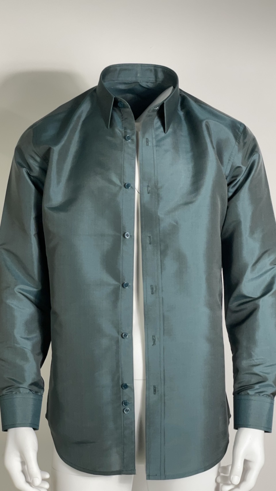 เสื้อเชิ้ตแขนยาว ไม่อัดผ้ากาว | ตัดเย็บตามรูปร่าง | เลือกผ้า ส่งไซส์ได้