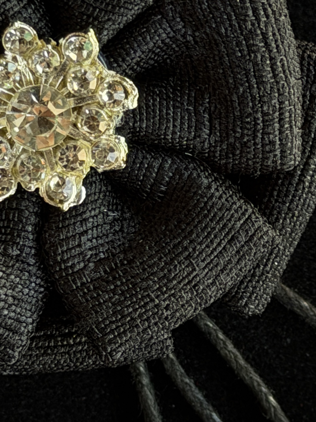 เข็มกลัดดอกมะลิ พวงระย้า ผ้าไหมแท้ (กลัดหน้าอก) GF-ME-1126683