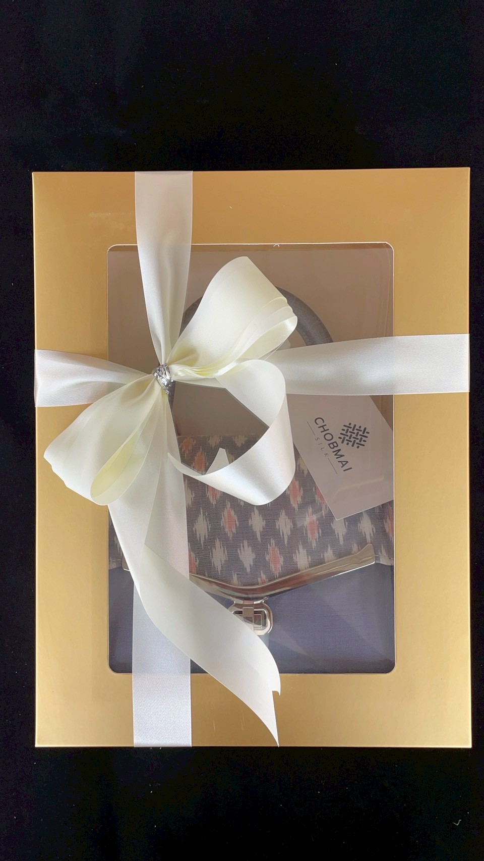 กล่องฝาครอบ เมทลิค ขนาด 12x9.2x3.8นิ้ว. ผูกโบว์ พร้อมส่งมอบ รหัส BX-ME-09116811