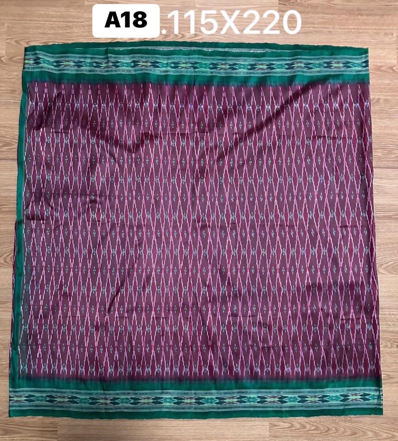 ซิ่น ไหมมัดหมี่ ผ้าปาโตล่า ขนาด 115x220ซม. พื้นสีแดงเชิงเขียว รหัส N9-SIL-0930684