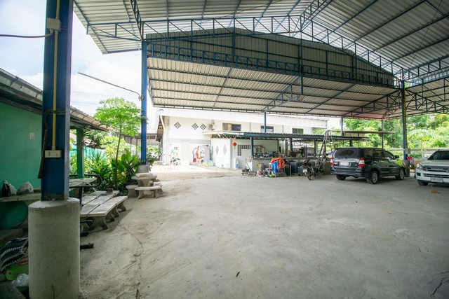 ขาย ที่ดิน พร้อม บ้าน โกดัง ติดถนนใหญ่ คลองควาย สามโคก ปทุมธานี