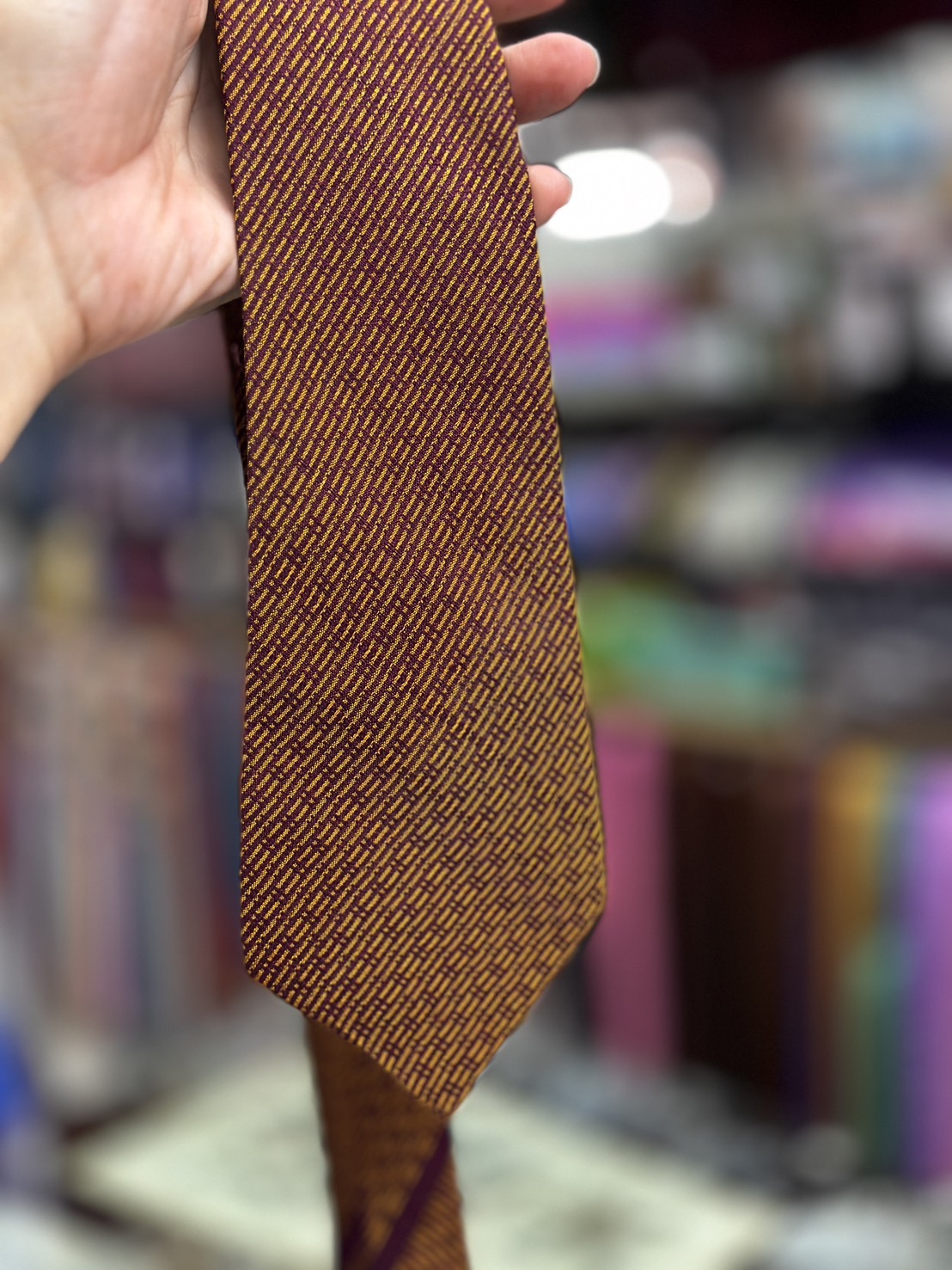 เนคไทผ้าไหม ลายพื้นเมือง ลายราชวัตร ขนาดกว้าง 3.5นิ้ว สีน้ำตาล ND-ST-090467161