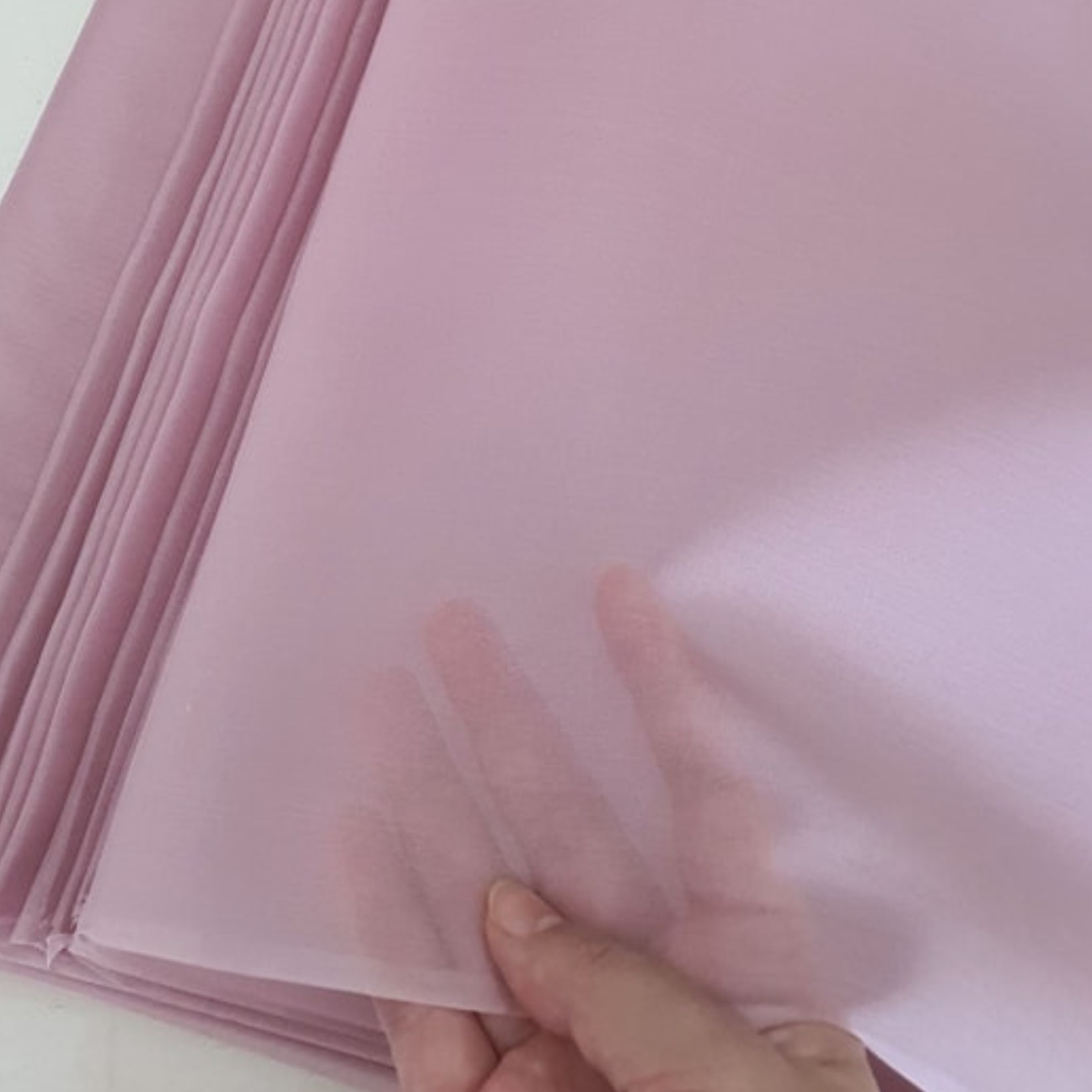 ผ้าไหมแก้ว ไหมแท้ 100% เนื้อโปร่งบางเบา สีชมพูกะปินวล ตัดขายตามความยาวหลา รหัส C1-115-17