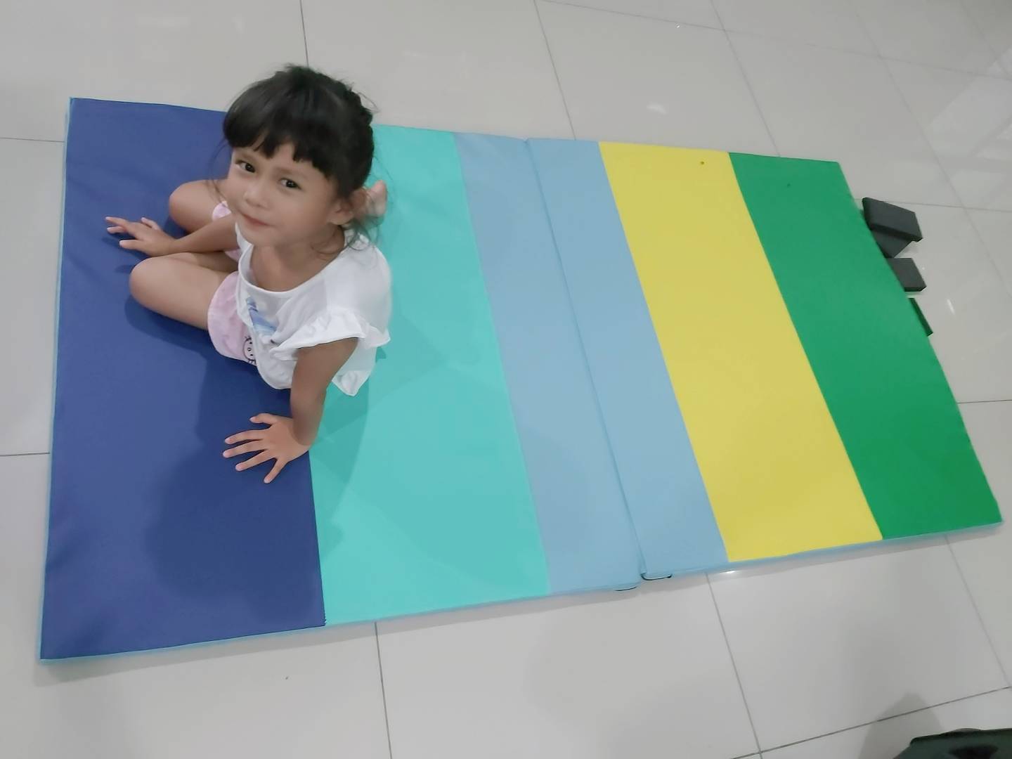 เบาะรองนอน เล่นโยคะ ออกกำลังกายขนาด1x2mหนา3cm ราคา1,300บาท