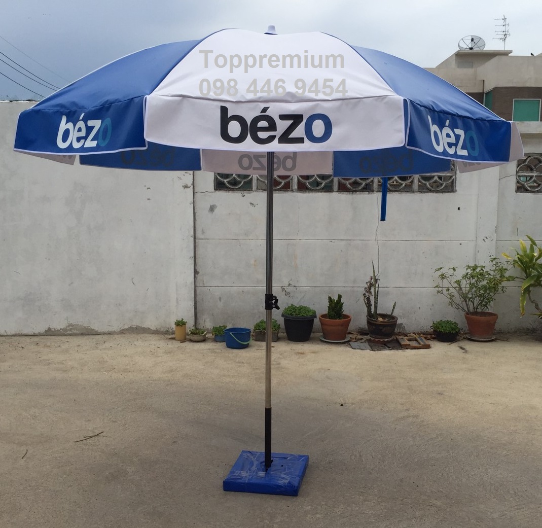 ร่มสนาม 45 นิ้ว ทรงกลม 8 ก้าน ร่มสนามสกรีนโลโก้ โรงงานผลิตร่มราคาถูก