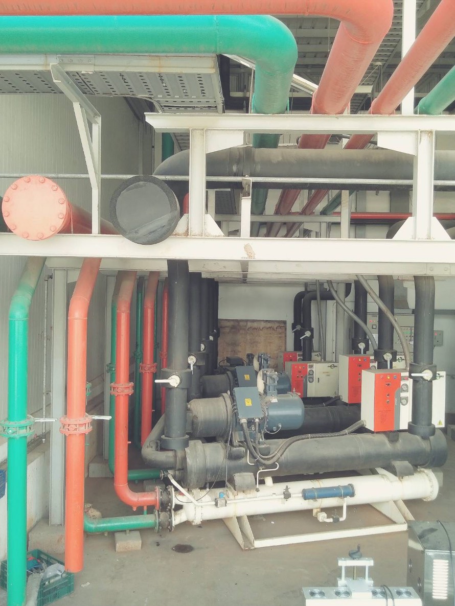 Water Cooled Chiller 52GR140SCW