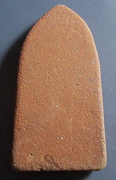 ขุนแผนพิมพ์พนมมือ เนื้อดินมีแร่ทรายเงินทรายทอง หลวงพ่อกวย วัดโฆสิตาราม จ.ชัยนาท