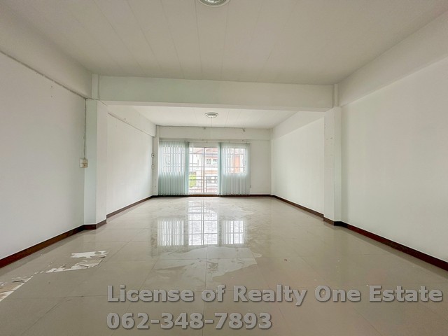 ขาย / ให้เช่า อาคารพาณิชย์ 3.5 ชั้น หลังมุม ติดหน้าโครงการ หมู่บ้านประชาสุข เลคแอนด์มอลล์ แสมดำ พระราม 2 บางขุนเทียน