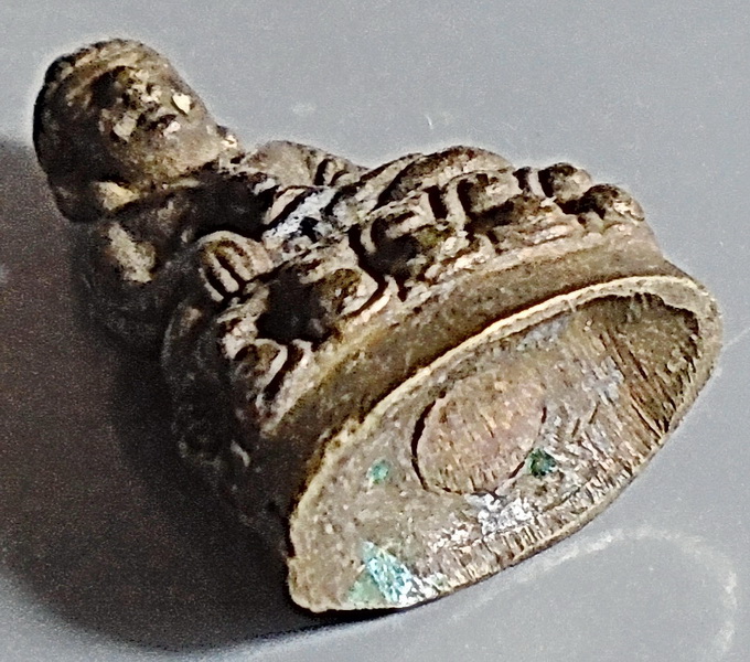 พระกริ่งเก่า มีโค๊ต ไม่ทราบที่