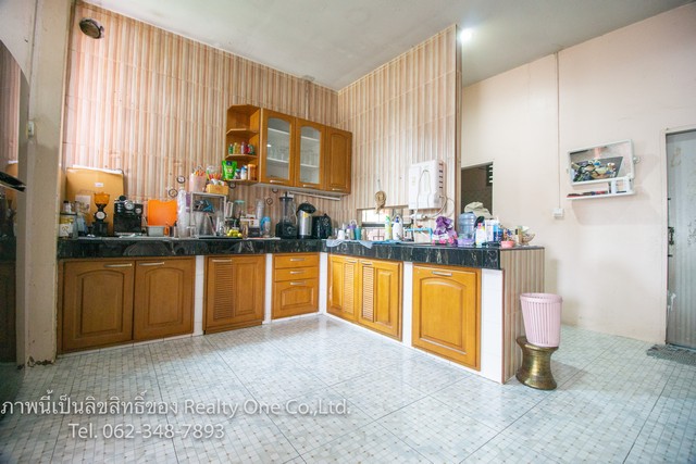 ขายที่ดิน พร้อมบ้าน พร้อมกิจการคาเฟ่ หรือ เป็นที่อยู่อาศัย คลองสี่ คลองหลวง ปทุมธานี