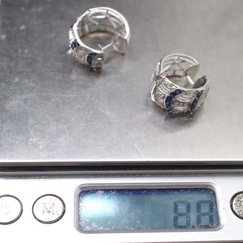 ER25067 ต่างหูห่วงเพชรฝังไพลิน เพชรแท้ 0.50 กะรัต ทองแท้ 18k นน.รวม 8.8 กรัม งานสวย