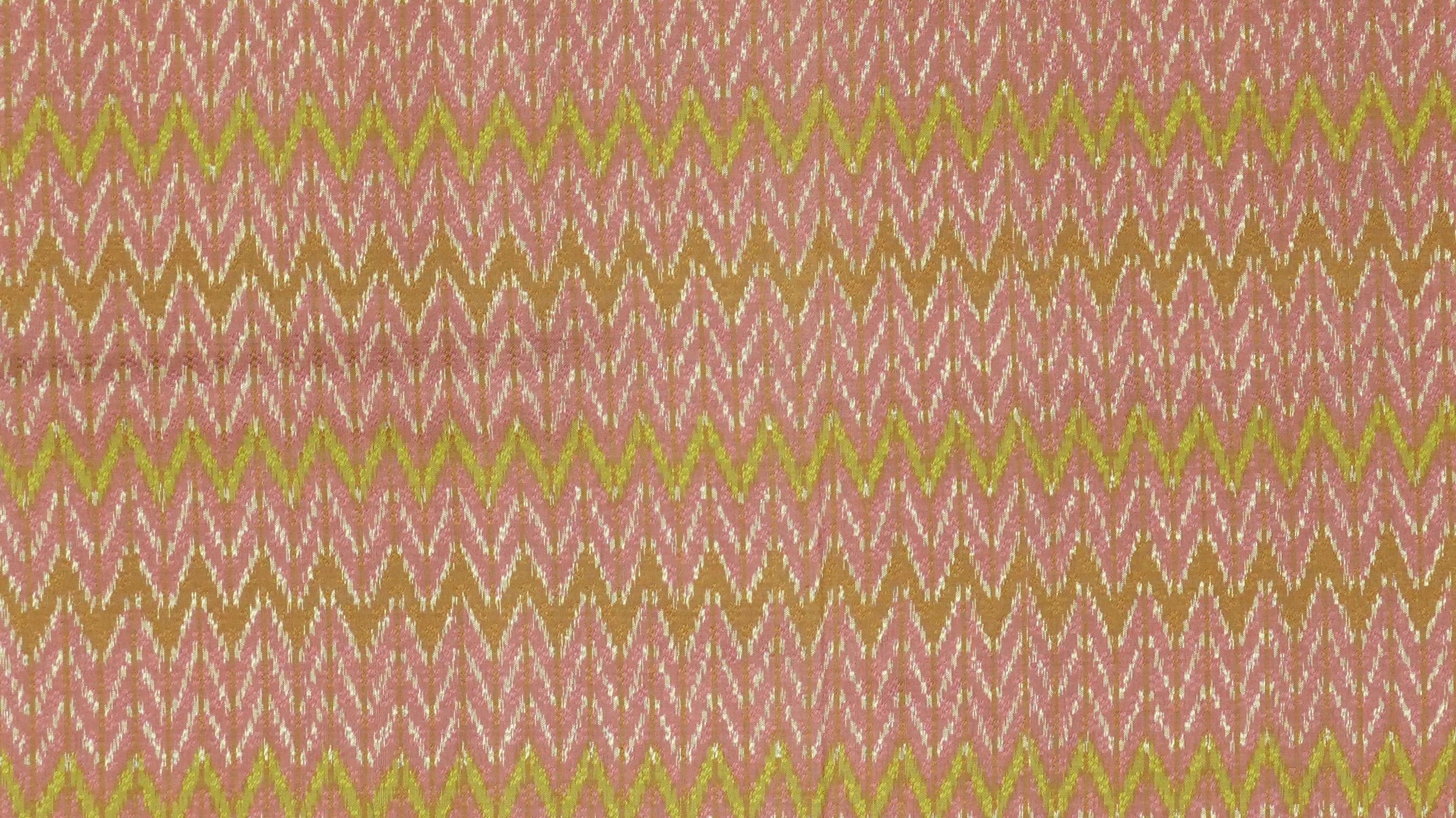 ซิ่น ผ้าไหมมัดหมี่ 6ตะกอ สีธรรมชาติ ลายโฮลเกียรติ สีชมพูนู้ด เลือกขนาด รหัส 4L1-ME-66-033168