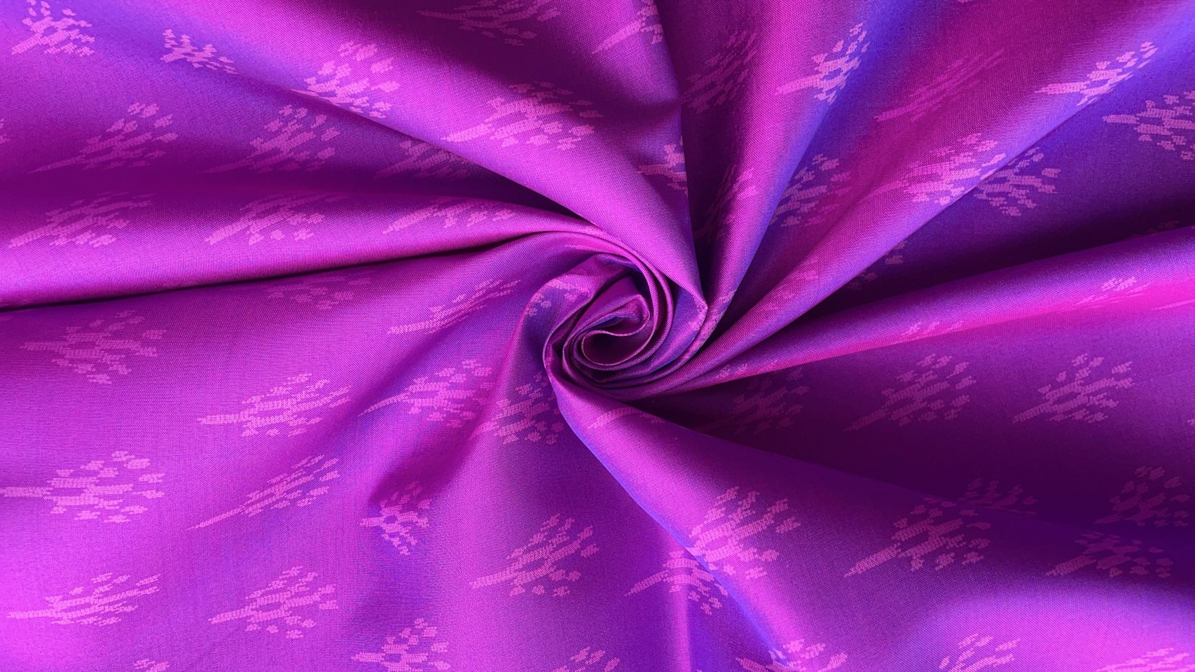 ผ้าไหมพิมพ์ลายเนื้อเรียบ สีม่วง ลายดอกปีบ ลายผ้าจังหวัดพิษณุโลก (ราคาต่อเมตร) รหัส CISP-NY-SKU-41913