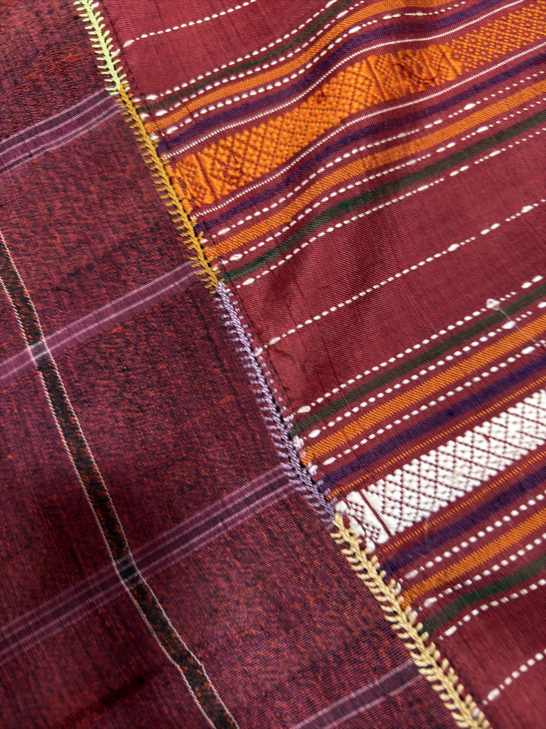 โสร่งโบราณ ขิดไหม ขนาด1x2เมตร สีแดง รหัส R4F-155-12468153