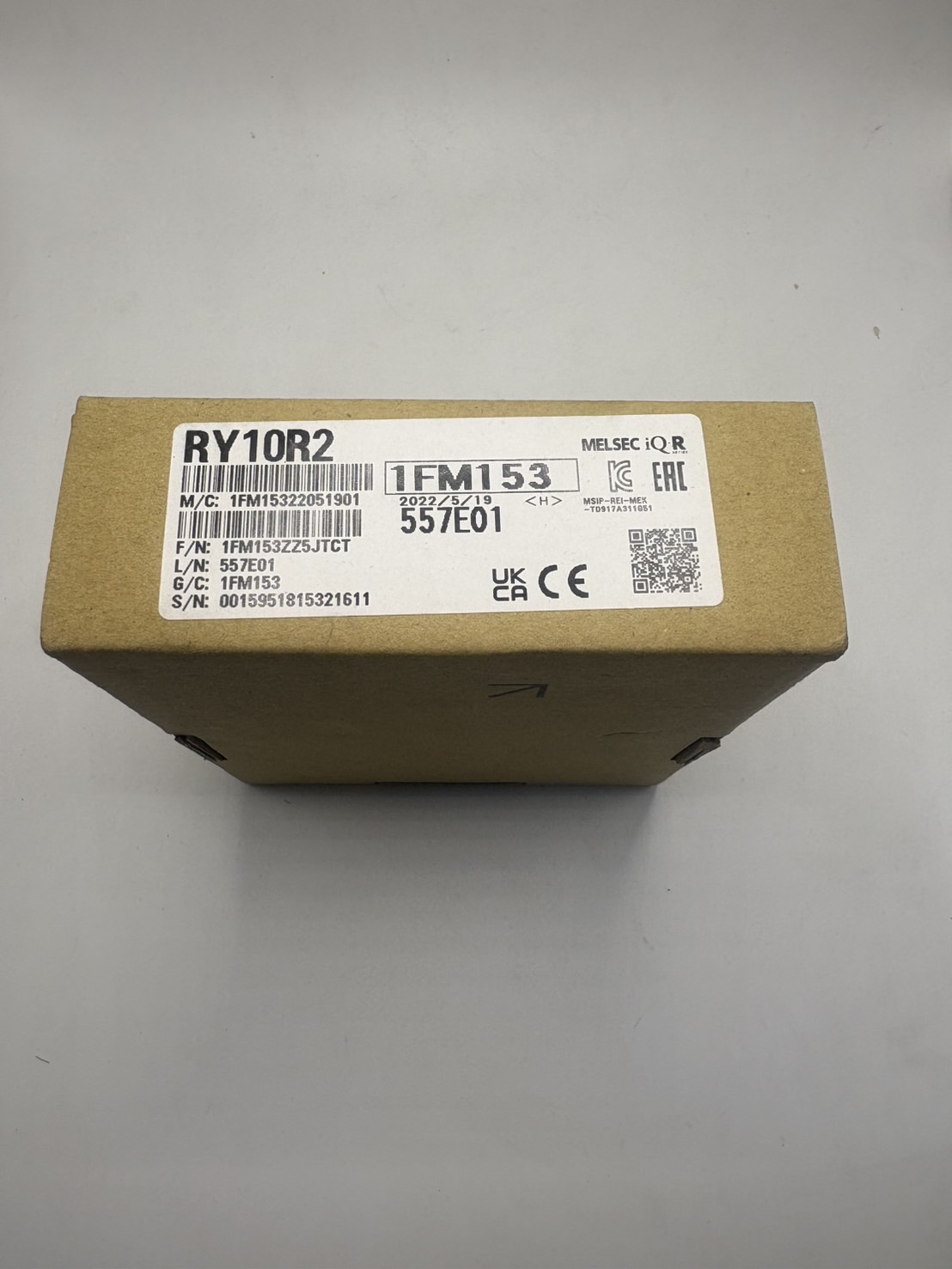 PLC RELAY OUTPUT Mitsubishi รุ่น RY10R2 NEW