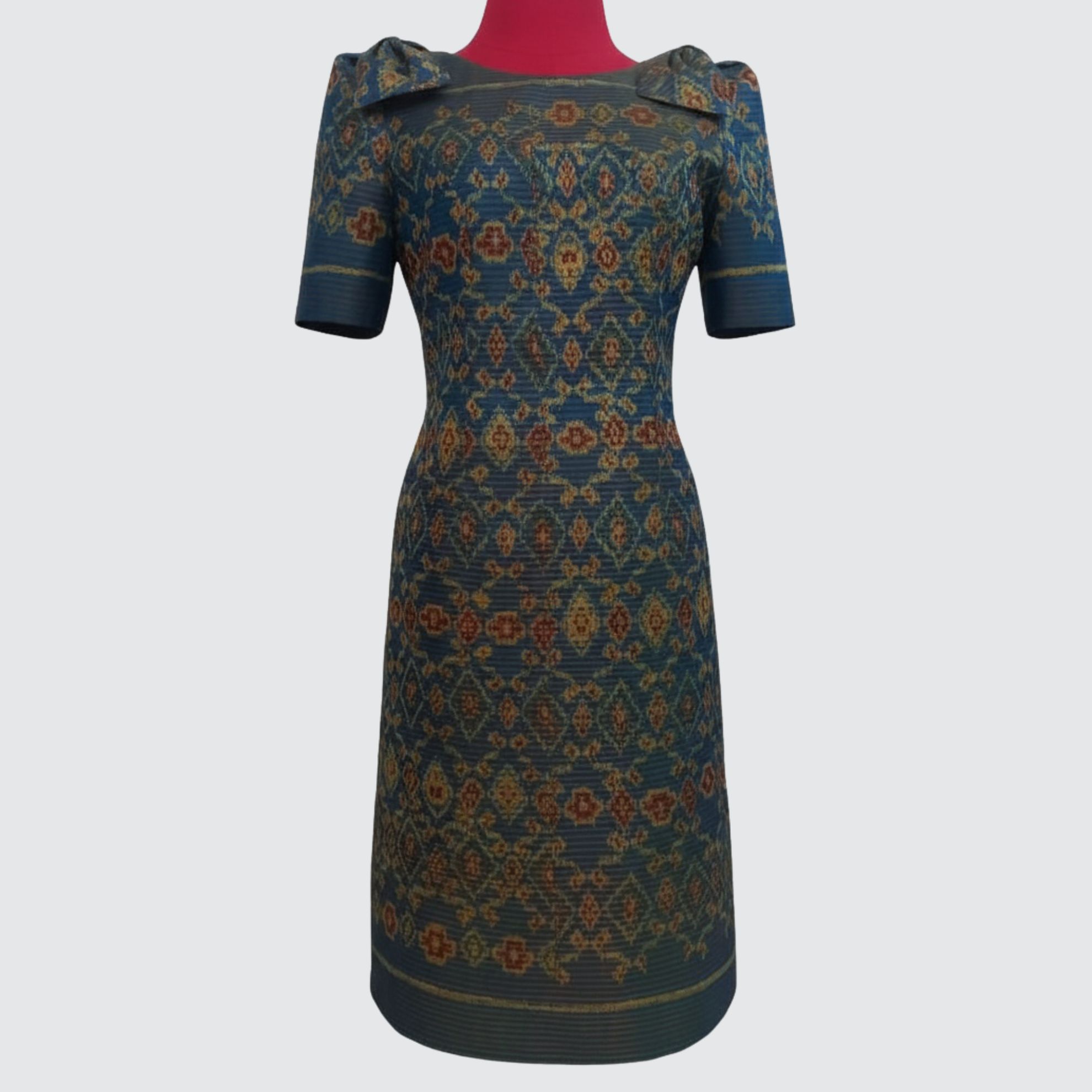 ชุดเดรส ตัดเย็บจากผ้าไหมมัดหมี่เนื้อยกดอก ผ้าไหมแท้100% | ตัดเย็บตามรูปร่าง | เลือกผ้า ส่งไซส์ได้