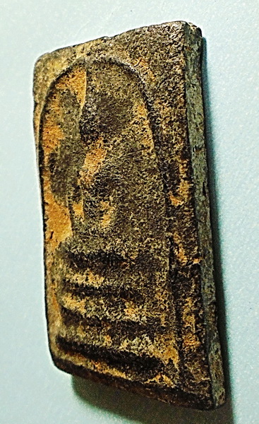 สมเด็จ เนื้อผงใบลานหลังรูปเหมือน ลป.อยนู่ กรุวัดดักคะนน ชัยนาท