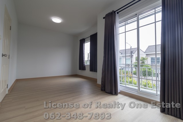 ขายบ้านแฝดใหม่! เดอะวิลเลจ แจ้งวัฒนะ-ติวานนท์ อารียา 39.8 ตร.วา บ้านเปล่า ไม่เคยเข้าอยู่