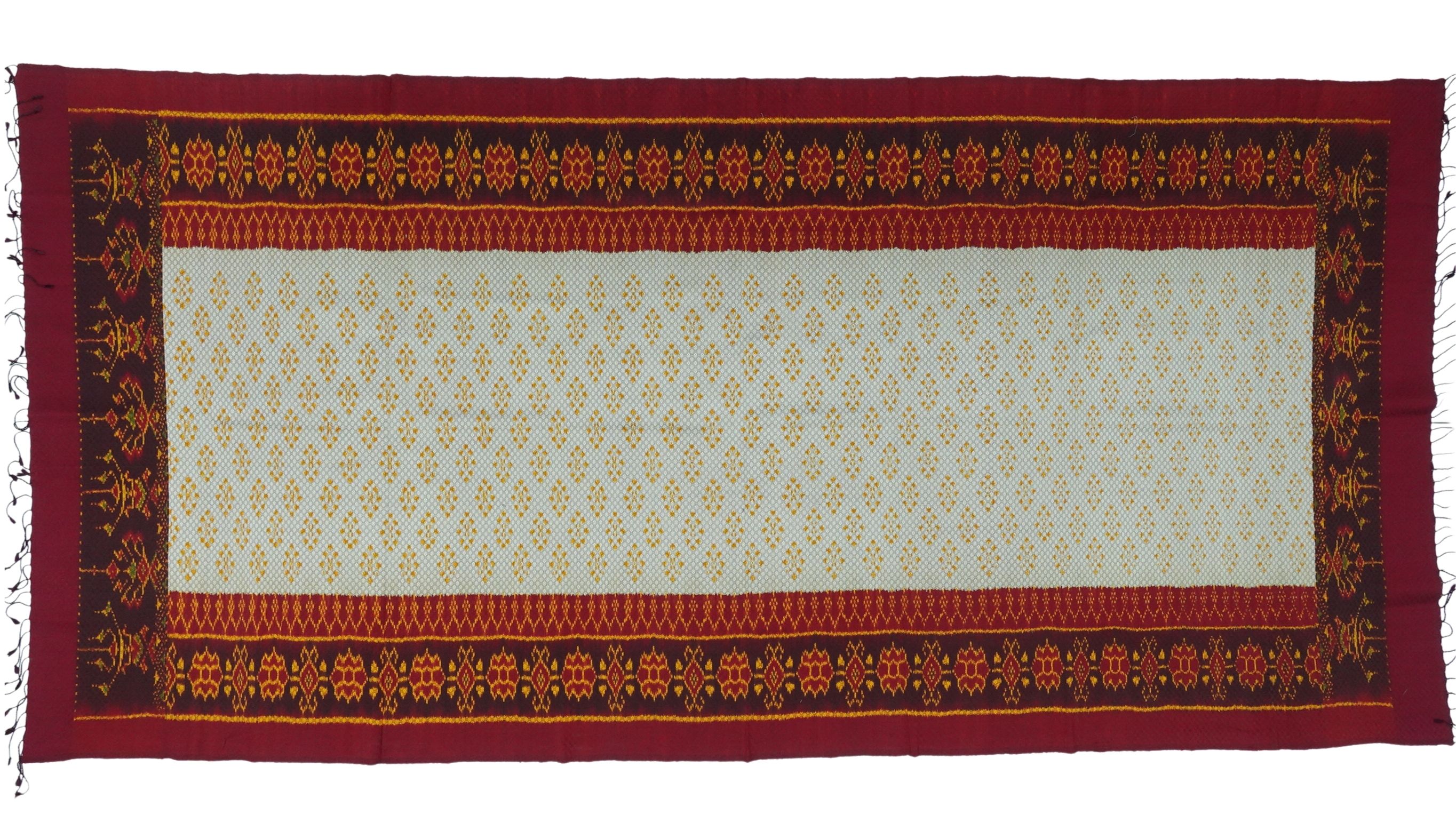 ซิ่น ผ้าไหมมัดหมี่ ไหมแท้ 6ตะกอ มีหน้านาง ชายครุย ขนาด 1x2เมตร ลายดอกดาวเรือง ท้างผ้าสีครีมงาช้าง ตีนแดง รหัส L9A-ME-0206671