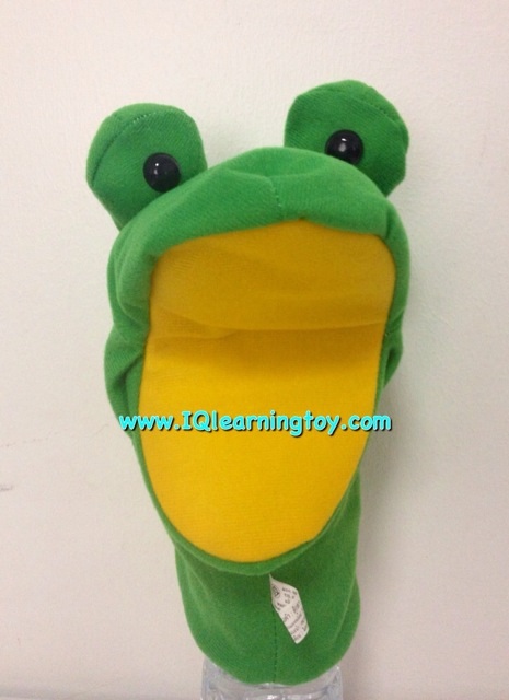 Frog-Sound เป็นหุ่นมือตุ๊กตาหัวสัตว์รูปกบ เมื่อสวมใส่มือแล้วขยับปากบีบแล้วมีเสียง ใช้ประกอบการสอนหรือใช้เพื่อเสริมในกิจกรรมต่างๆ ให้สนุกสนานมากขึ้น